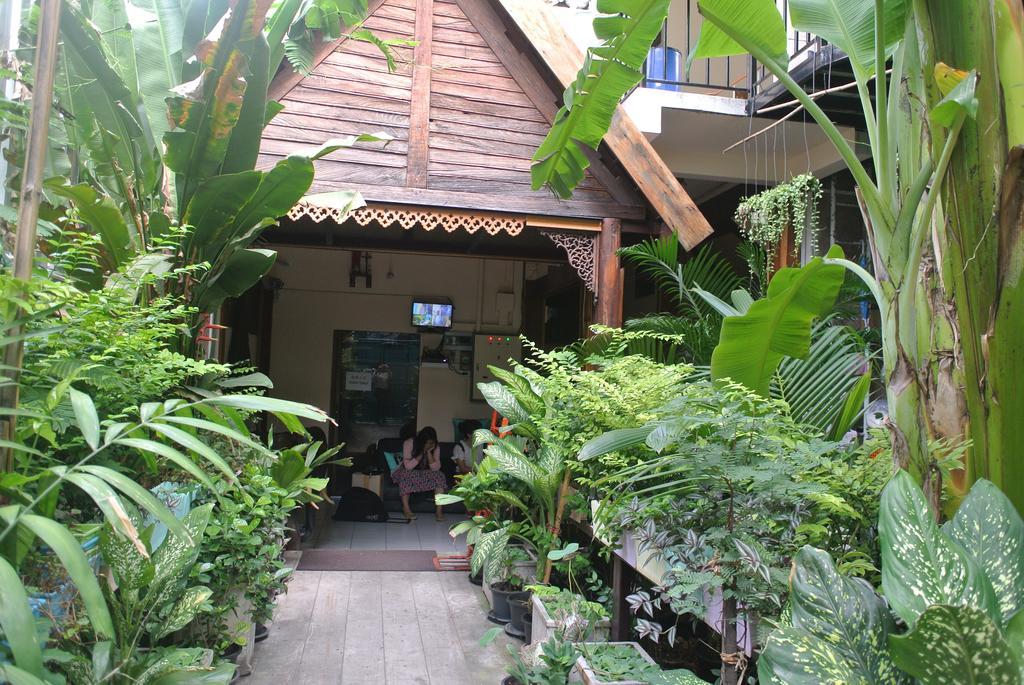 Eco House Apartment Bangkok Exterior foto