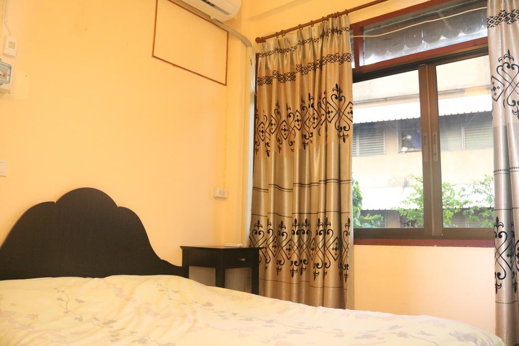 Eco House Apartment Bangkok Exterior foto